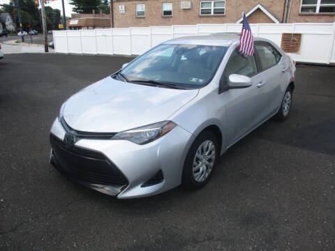 2017 Toyota Corolla LE FWD photo