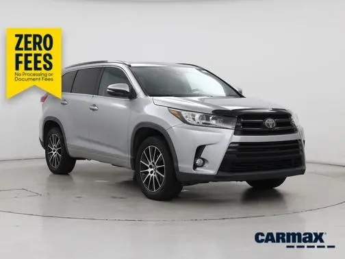 2017 Toyota Highlander SE FWD photo