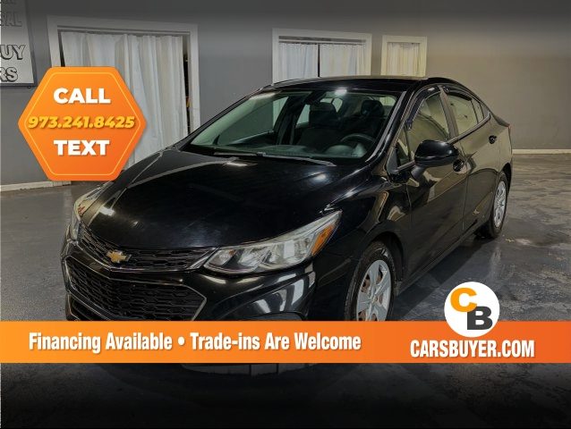 2017 Chevrolet Cruze LS FWD photo