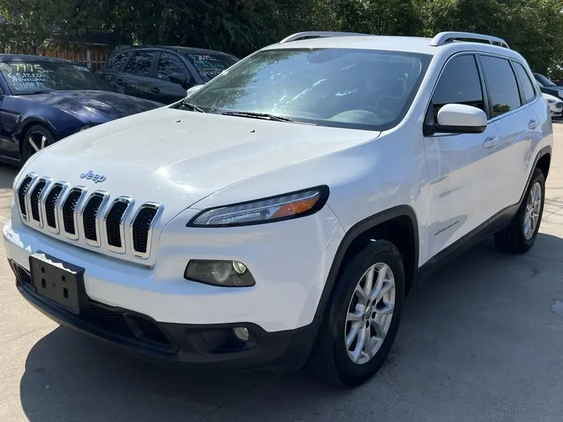 2018 Jeep Cherokee Latitude 4WD photo