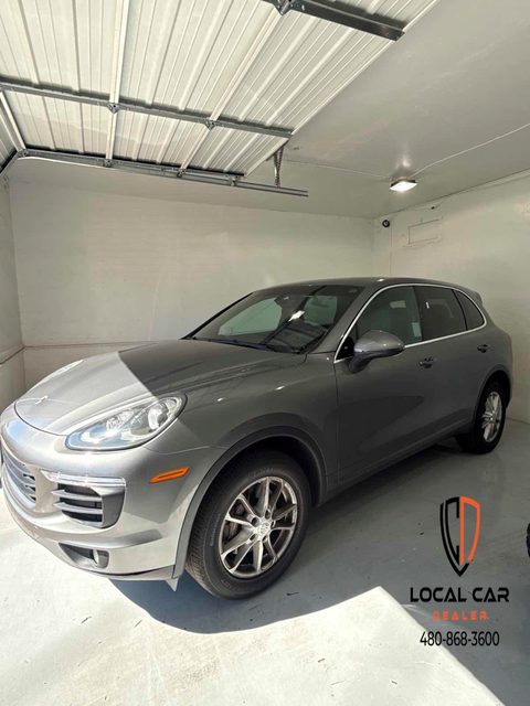 2018 Porsche Cayenne  AWD photo