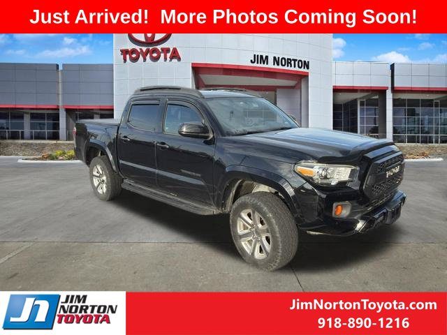 2017 Toyota Tacoma Limited 4WD photo