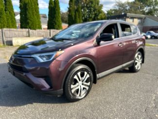 2017 Toyota RAV4 LE AWD photo