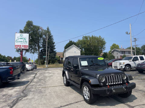 2017 Jeep Wrangler Unlimited Sahara 4WD photo