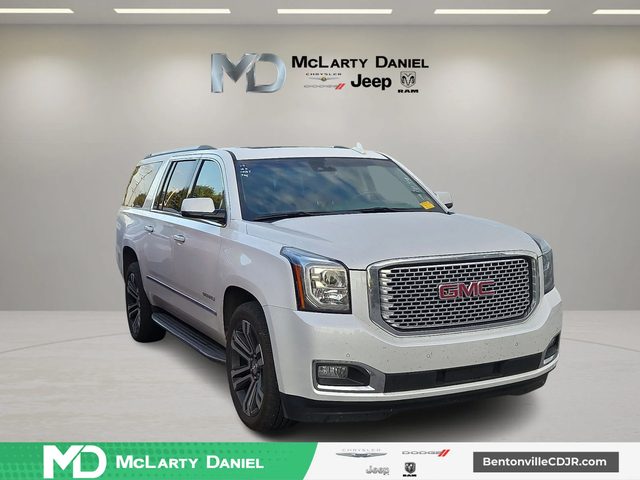 2017 GMC Yukon XL Denali 4WD photo