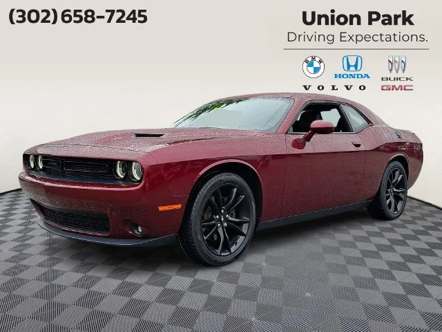2018 Dodge Challenger SXT Plus RWD photo