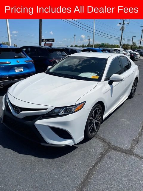 2018 Toyota Camry SE FWD photo