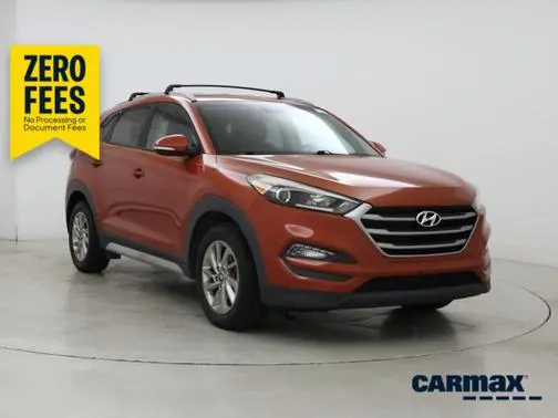 2017 Hyundai Tucson SE Plus FWD photo