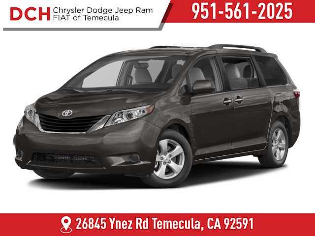 2017 Toyota Sienna LE FWD photo