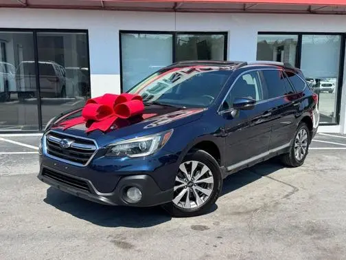 2018 Subaru Outback Touring AWD photo