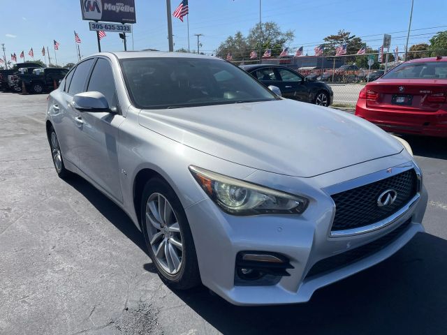 2017 Infiniti Q50 3.0t Premium AWD photo