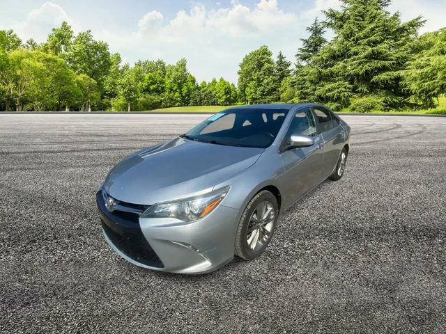 2016 Toyota Camry SE FWD photo