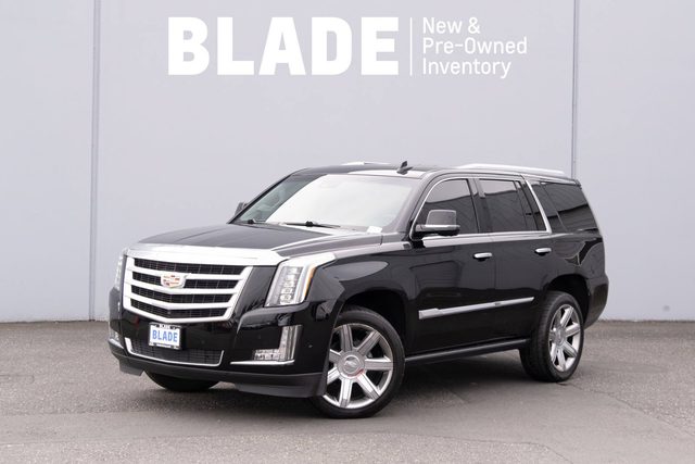 2017 Cadillac Escalade Premium Luxury 4WD photo