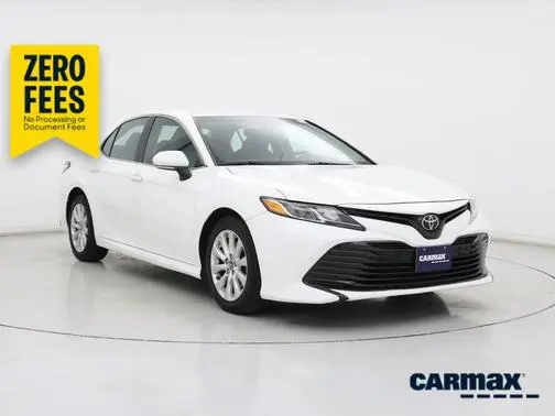 2018 Toyota Camry LE FWD photo