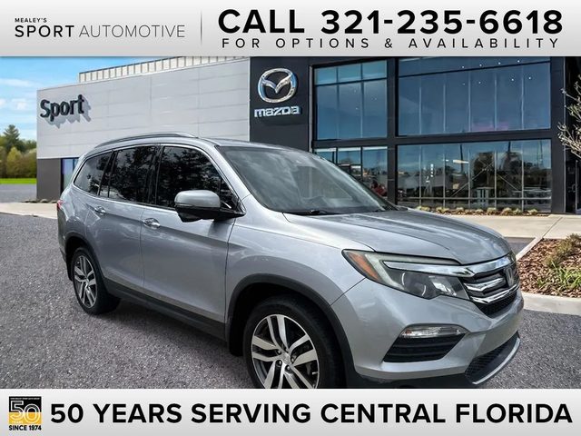 2017 Honda Pilot Touring AWD photo