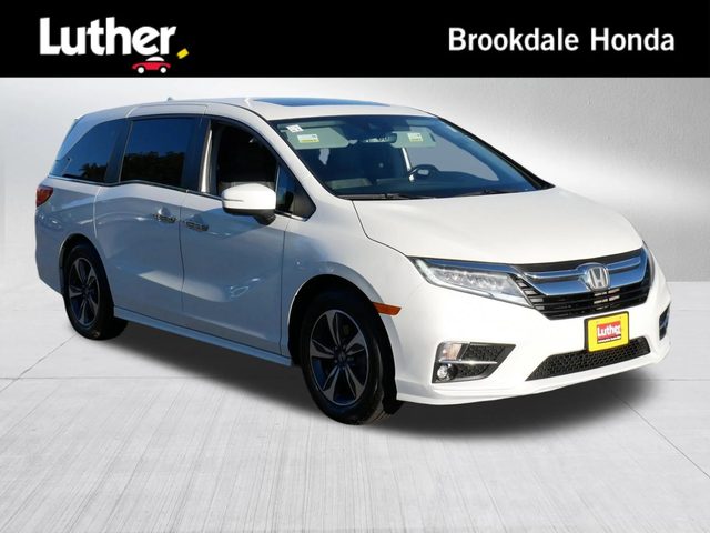 2018 Honda Odyssey Touring FWD photo
