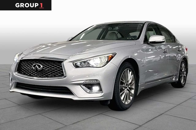 2018 Infiniti Q50 2.0t LUXE RWD photo