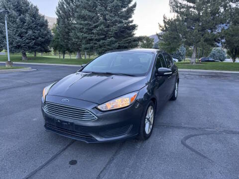 2016 Ford Focus SE FWD photo