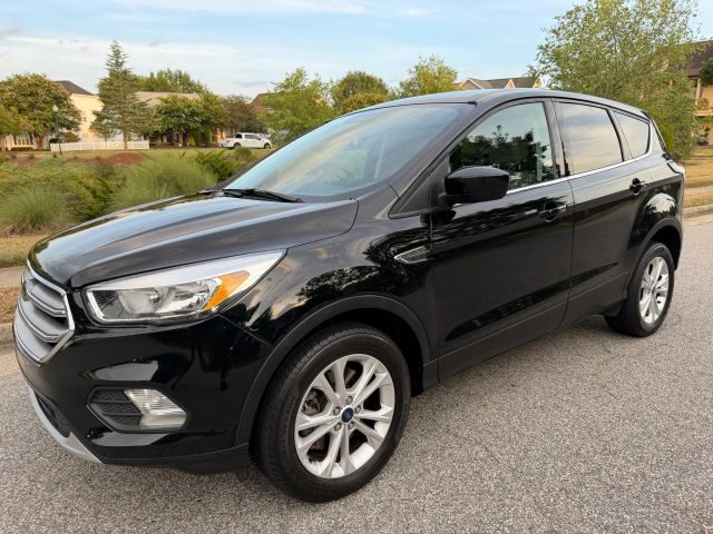 2017 Ford Escape SE 4WD photo