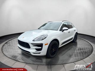 2018 Porsche Macan GTS AWD photo