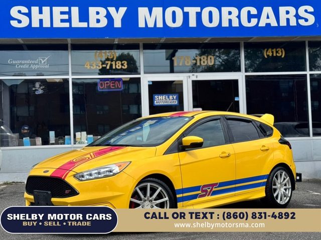 2017 Ford Focus ST FWD photo