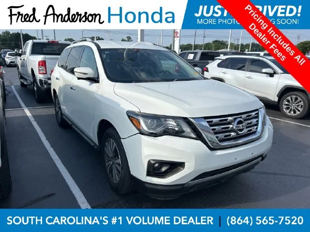 2017 Nissan Pathfinder SL 4WD photo