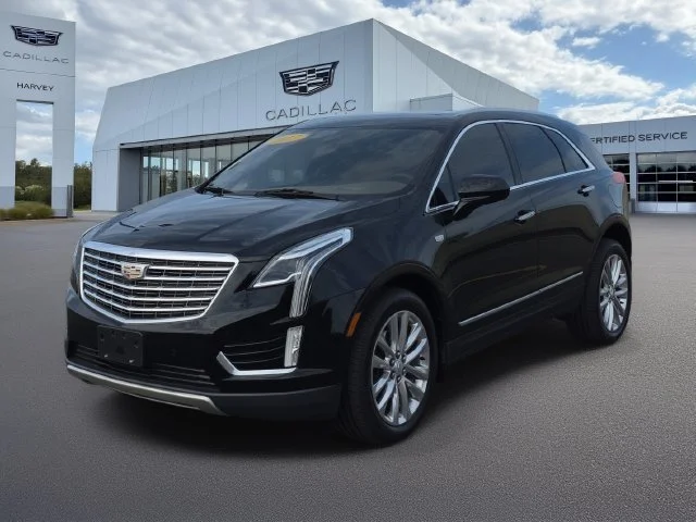 2017 Cadillac XT5 Platinum AWD AWD photo