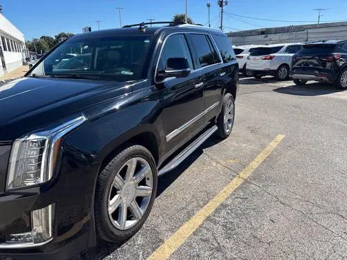 2018 Cadillac Escalade Luxury 4WD photo