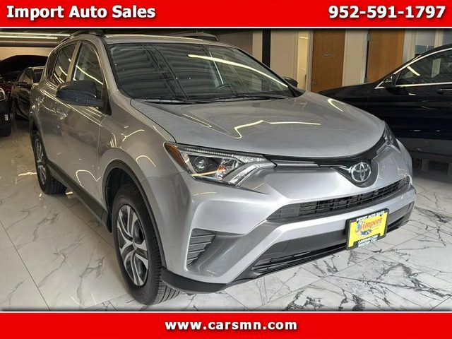 2017 Toyota RAV4 LE AWD photo