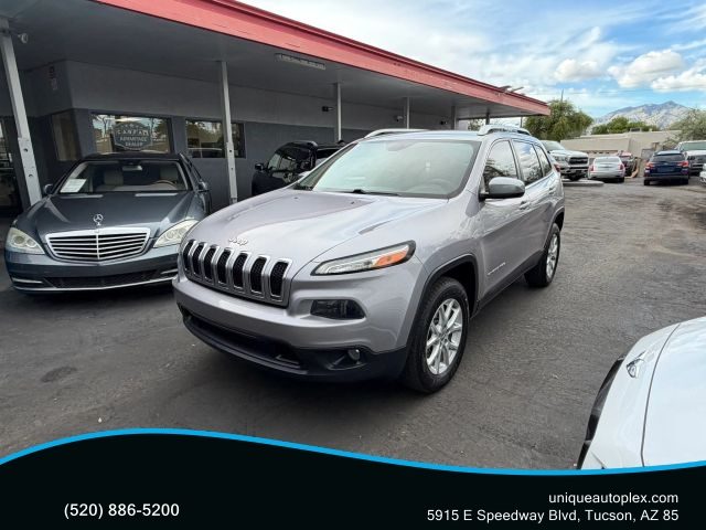 2018 Jeep Cherokee Latitude 4WD photo