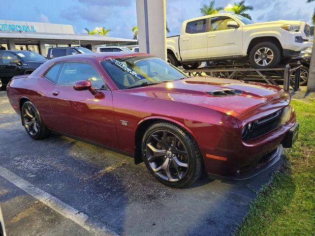 2018 Dodge Challenger R/T RWD photo