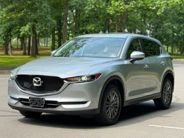 2017 Mazda CX-5 Touring AWD photo