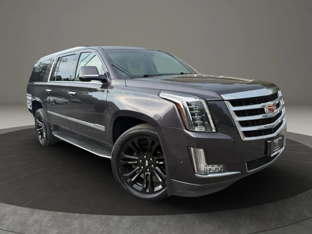 2017 Cadillac Escalade ESV Luxury 4WD photo
