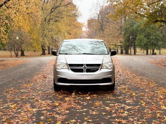 2017 Dodge Grand Caravan SE FWD photo