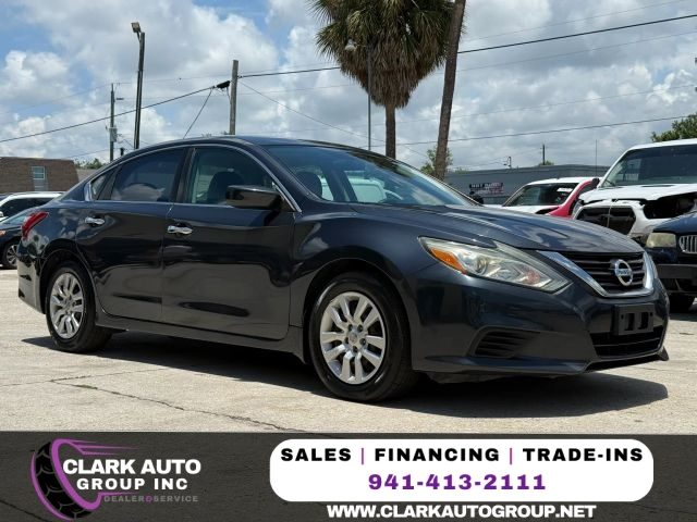 2017 Nissan Altima 2.5 S FWD photo