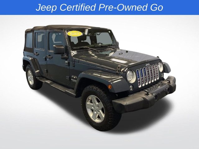 2017 Jeep Wrangler Unlimited Sahara 4WD photo