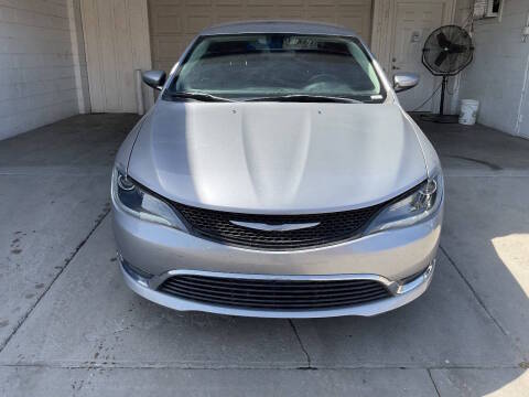 2016 Chrysler 200 Limited FWD photo