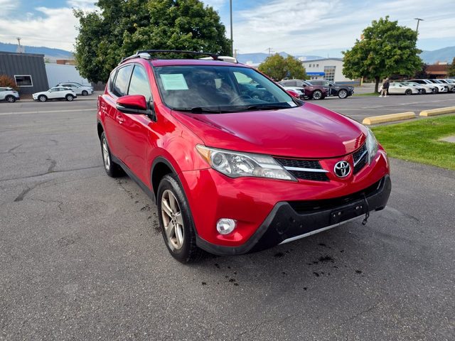 2015 Toyota RAV4 XLE AWD photo