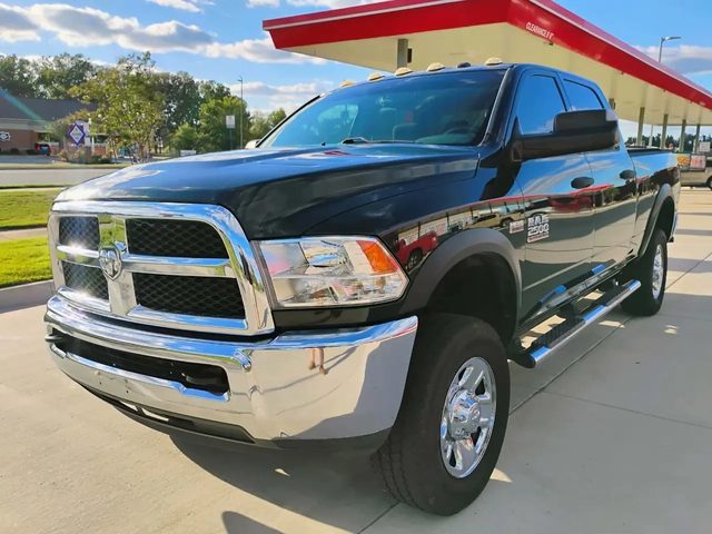 2018 Ram 2500 Tradesman 4WD photo