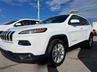 2018 Jeep Cherokee Latitude FWD photo