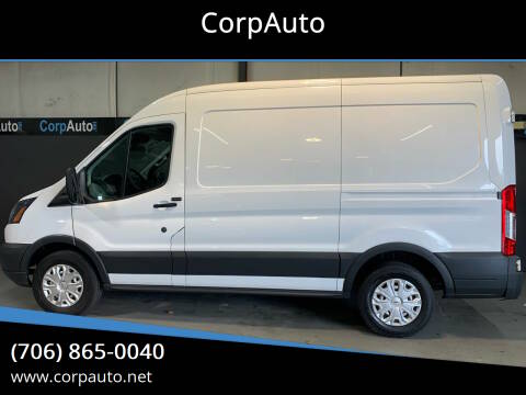 2017 Ford Transit Van RWD photo