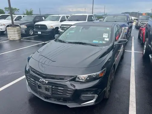 2018 Chevrolet Malibu LT FWD photo
