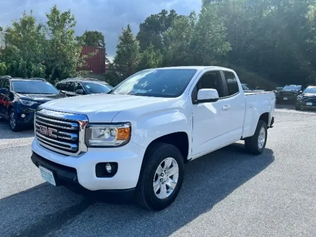2018 GMC Canyon 4WD SLE 4WD photo