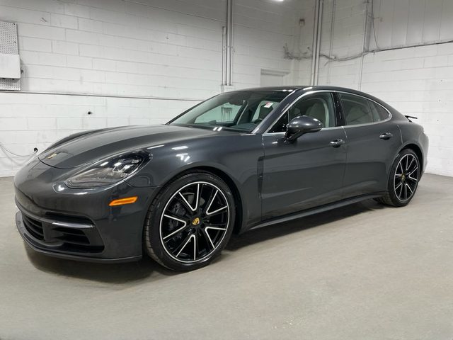 2018 Porsche Panamera 4 AWD photo