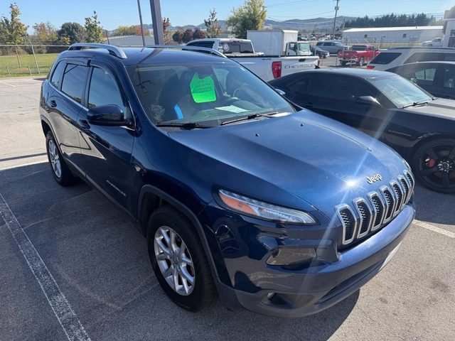 2018 Jeep Cherokee Latitude 4WD photo