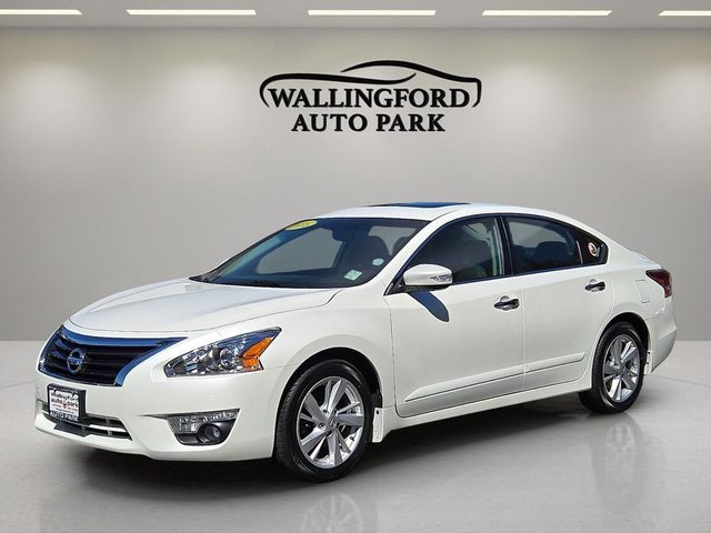 2015 Nissan Altima 2.5 SV FWD photo