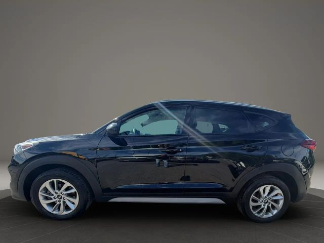 2017 Hyundai Tucson SE AWD photo