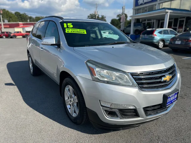 2015 Chevrolet Traverse LT AWD photo