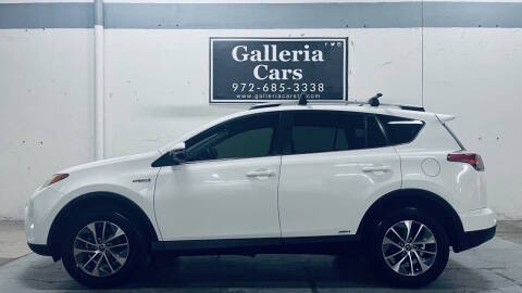 2017 Toyota RAV4 XLE AWD photo