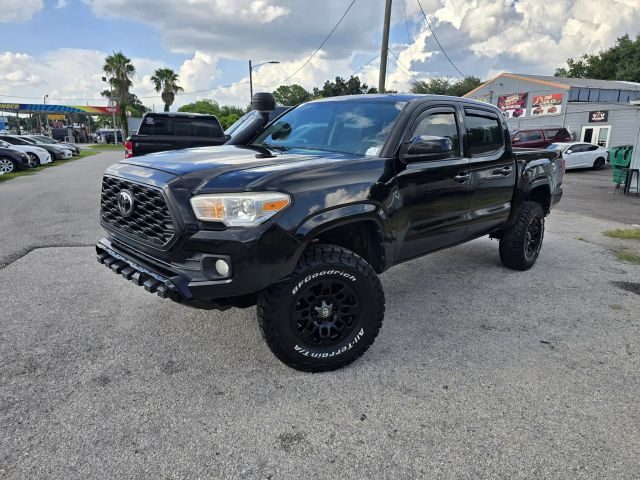 2017 Toyota Tacoma SR 4WD photo